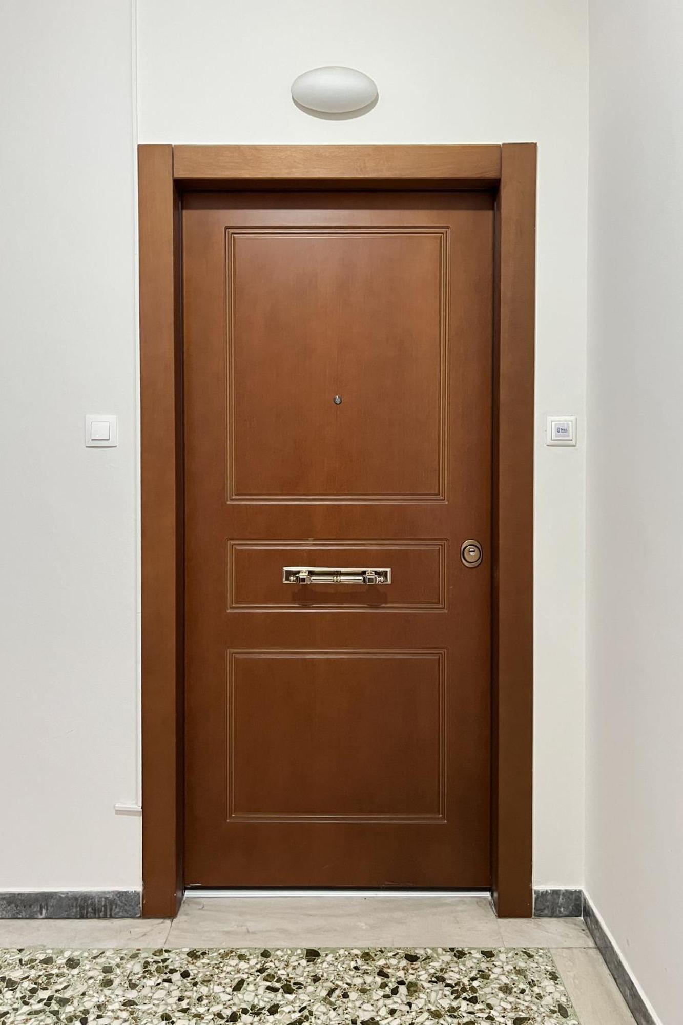 Spacious Modern Apartment In Athens Near Metro المظهر الخارجي الصورة