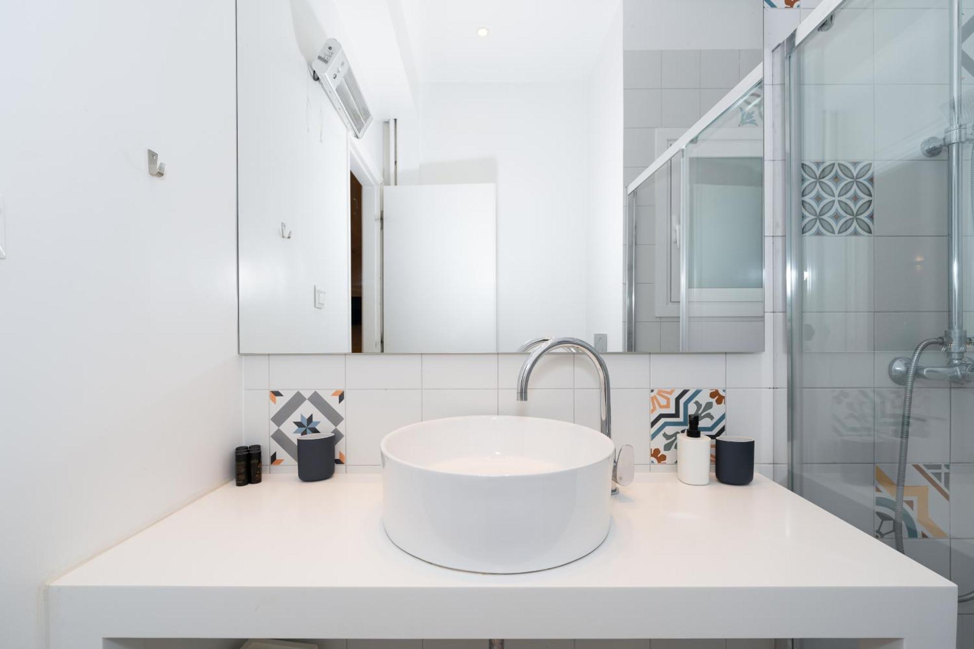 Spacious Modern Apartment In Athens Near Metro المظهر الخارجي الصورة