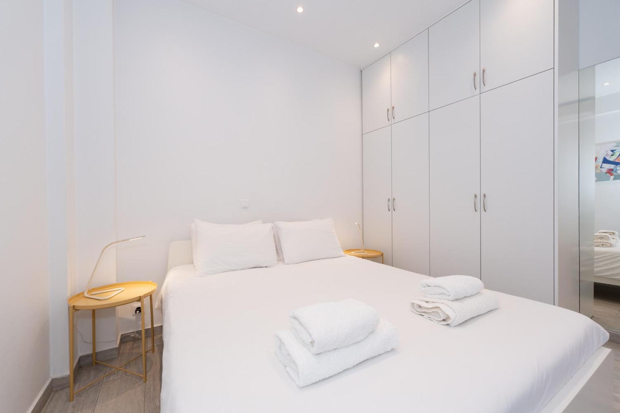 Spacious Modern Apartment In Athens Near Metro المظهر الخارجي الصورة